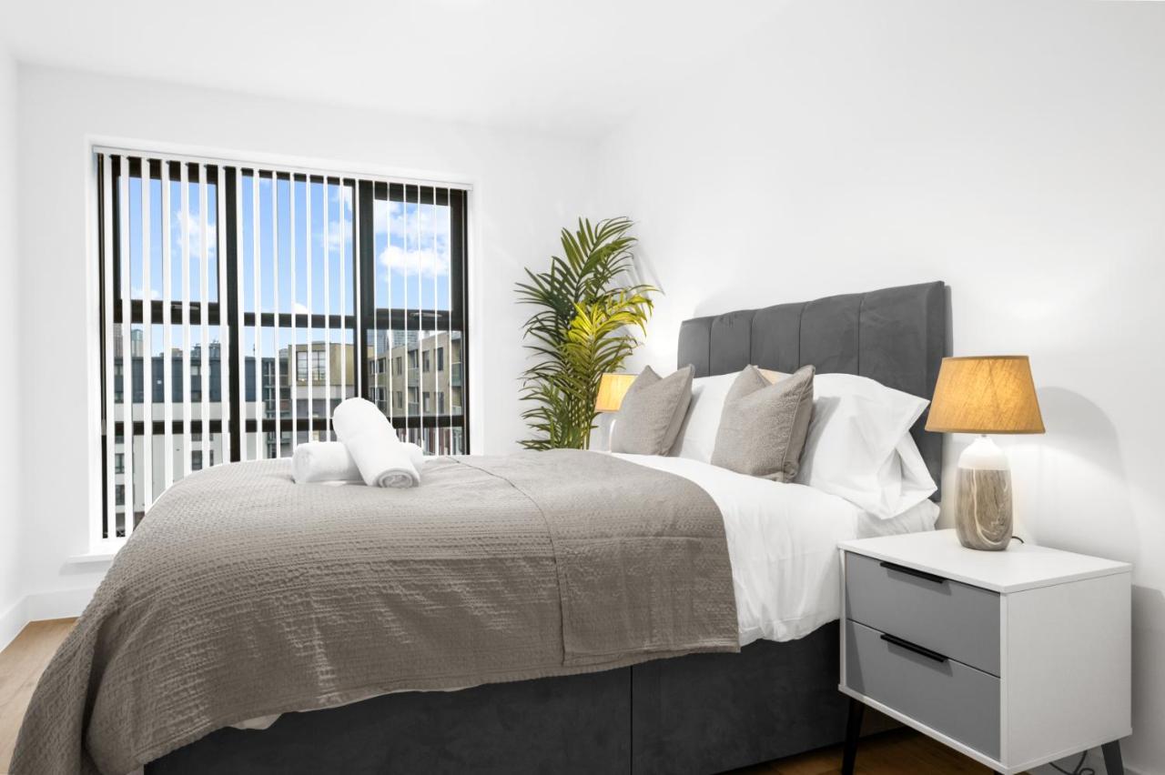 Exoticstay Apartments- 5* Elegant Luxury Centrally Located 2-Bedroom Apt Birmingham Bagian luar foto